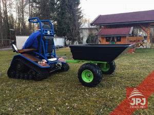 Prikolica mali radnik iza quad i vrtne traktore